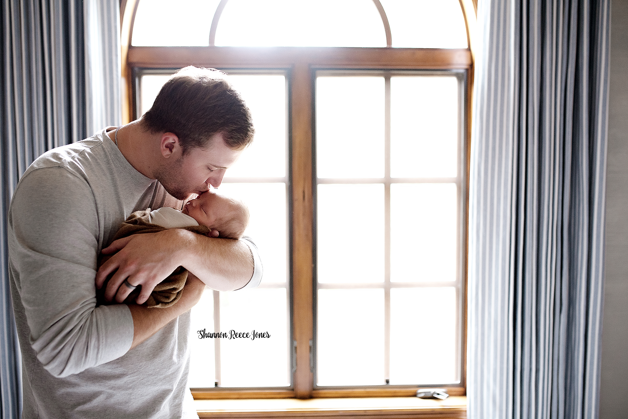 1562353242-Dad and Baby Boy 1562353242-Dad and Baby Boy