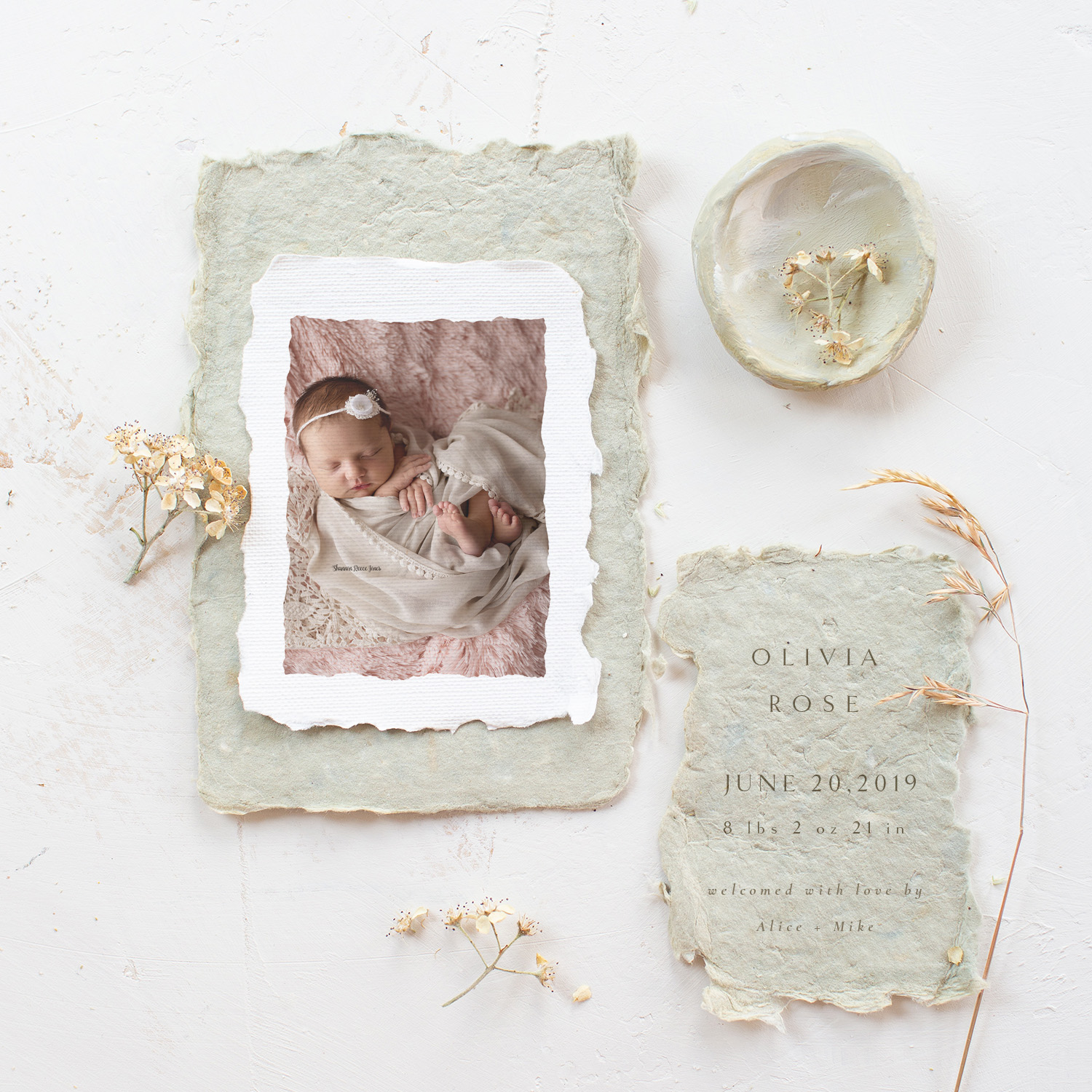 1566855757-Baby Girl Announcement 1566855757-Baby Girl Announcement