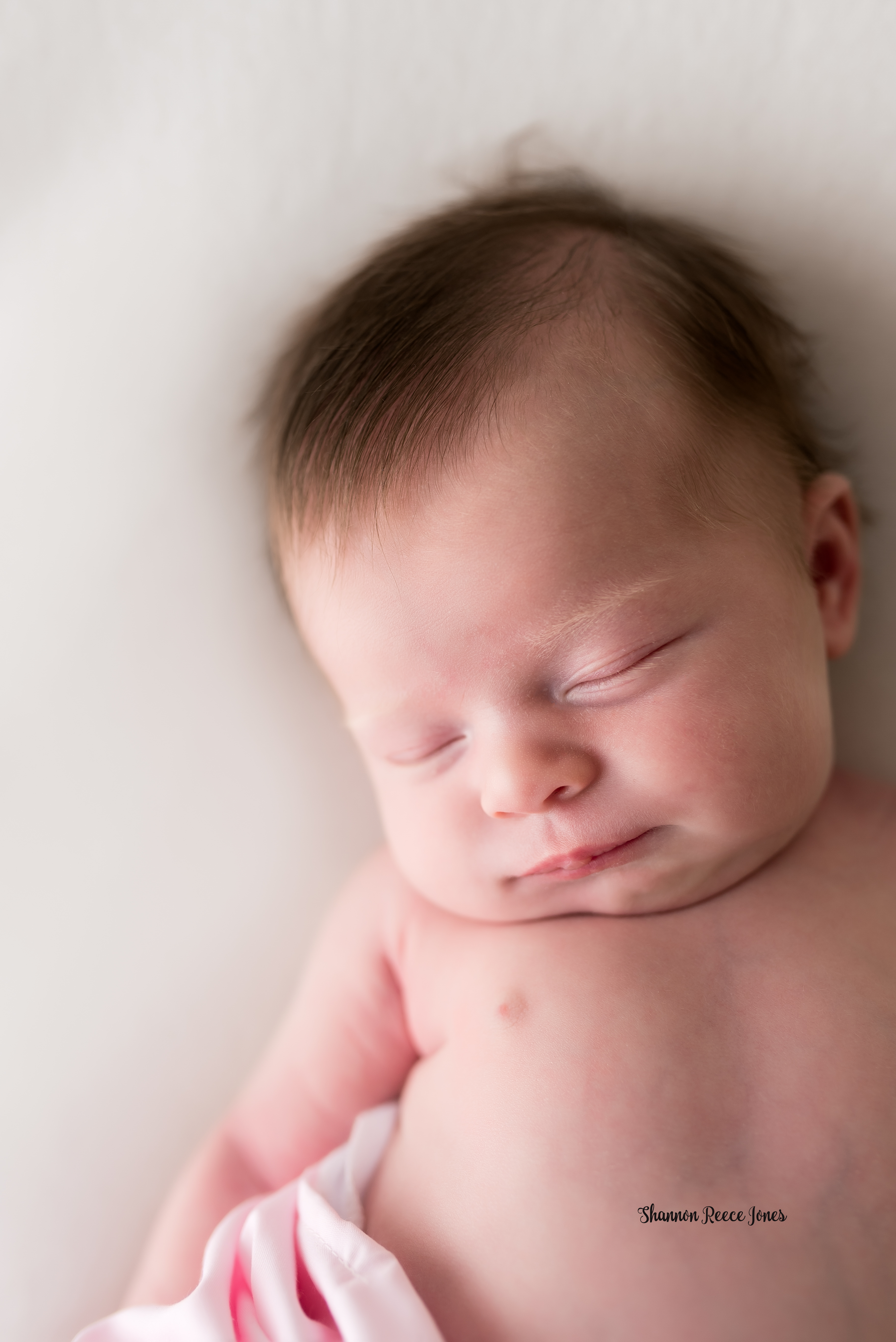 At home newborn lifestyle photographs