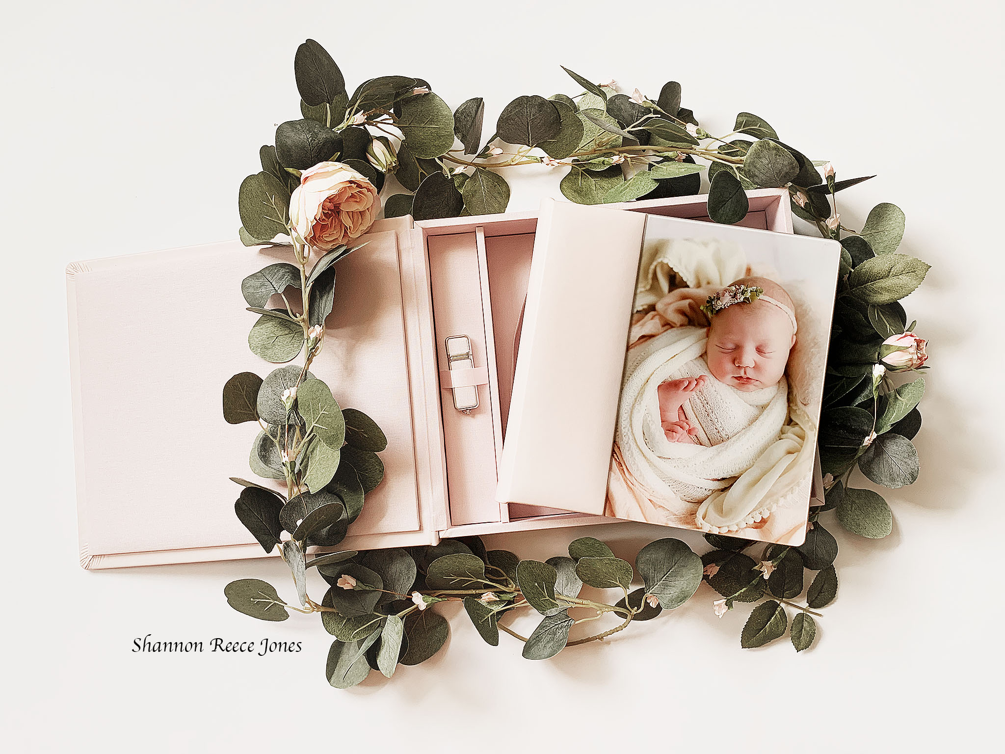 newborn photo gift album
