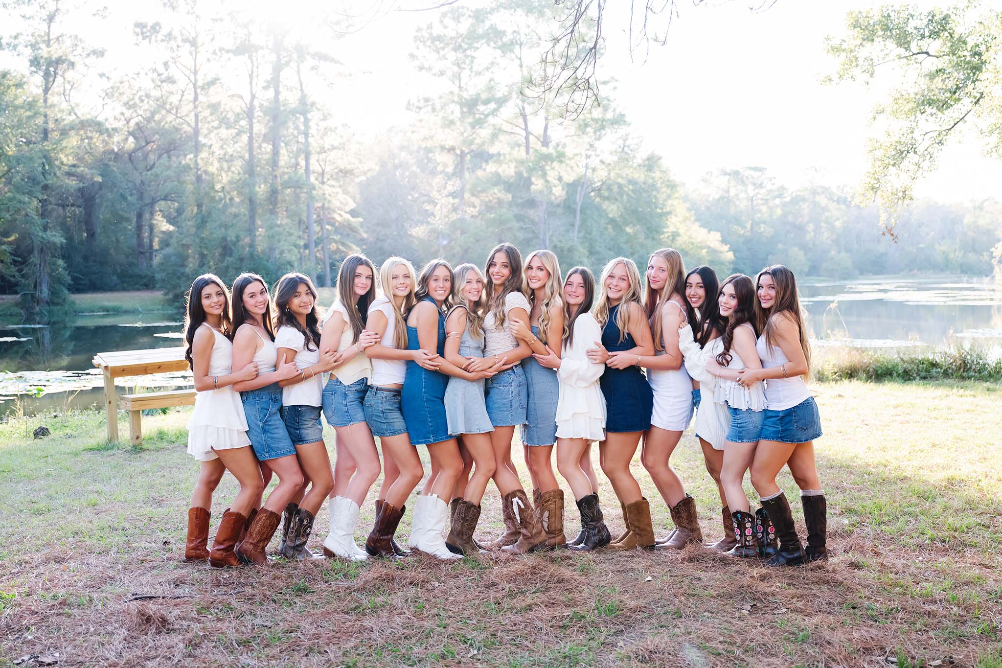 Senior Photographer - Houston - Group of Girls - Outdoor park