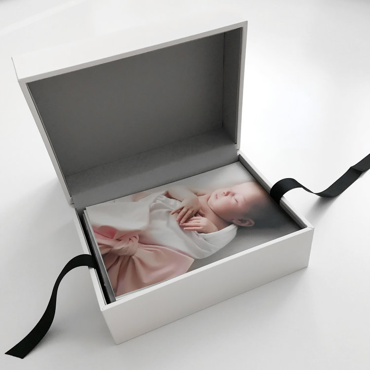 Keepsake box, one of 5 meaningful ways to gift photos